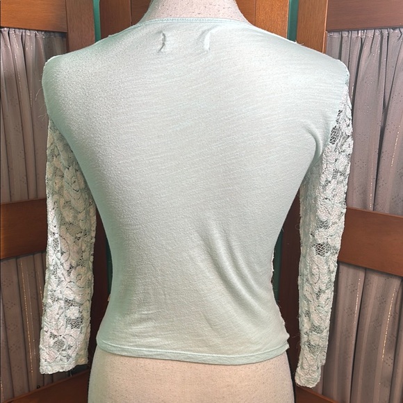 Hollister mint Green lace Fitted 3/4 Sleeve Blouse - Picture 8 of 8